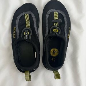 Body Glove Water Shoes, Size 12